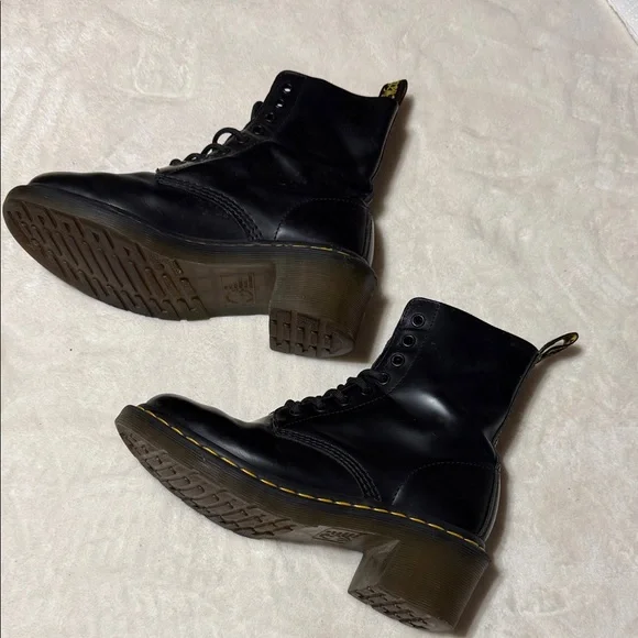 Dr. Martens Clemency Black Heeled Lace up Boots Smooth Leather Size 7 - Picture 3 of 14